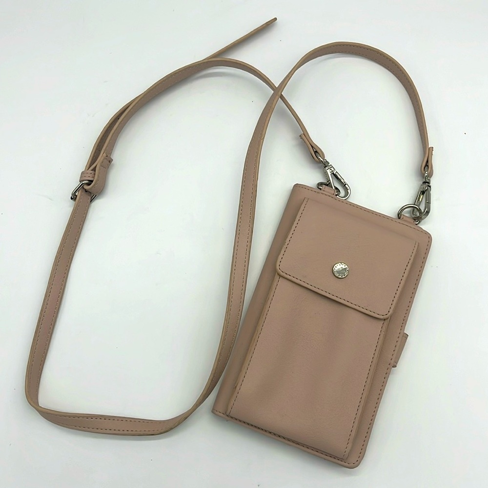 NWOT Steve Madden Slim Crossbody Wallet